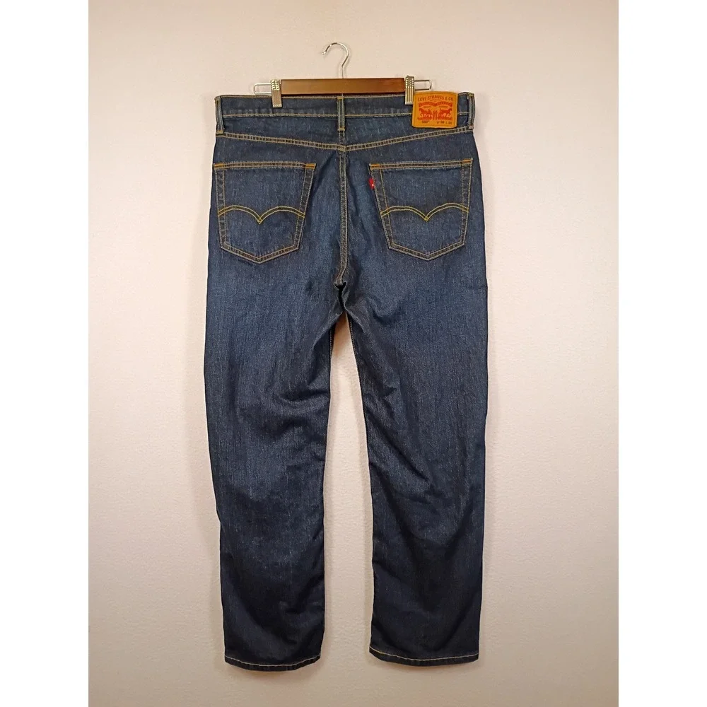 Levis slip into